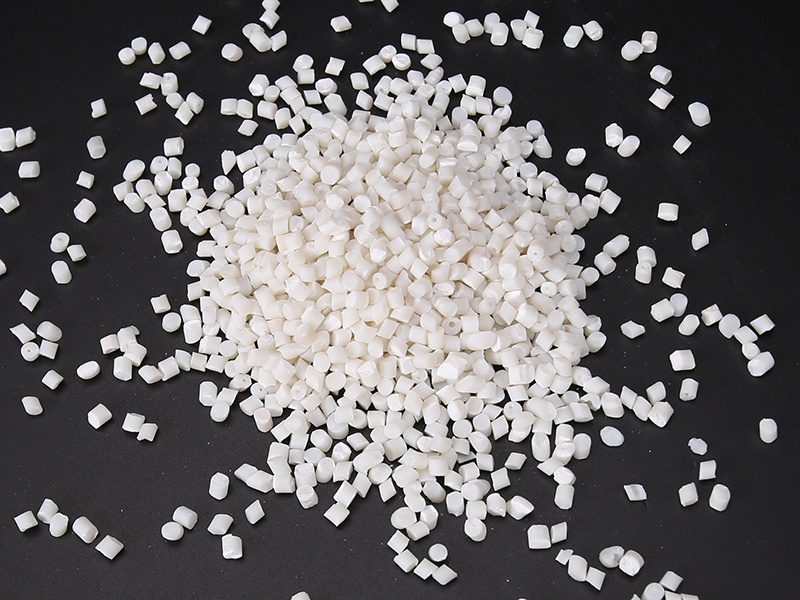 Sliter fortsatt med plastvarmeavledning? Her er en omfattende innkjøpsguide for termisk ledende plast!