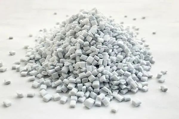 Faktorer som påvirker plastkrympingshastighet og modifikasjonsmetoder